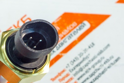 4383932 Датчик уровня охлаждающей жидкости Датчик уровня ОЖ SWITCH,FLUID LEVEL Cummins KTA19, QSX15, L10, M11, ISM Взаимозаменяемые номера: ﻿3612521, 4903489